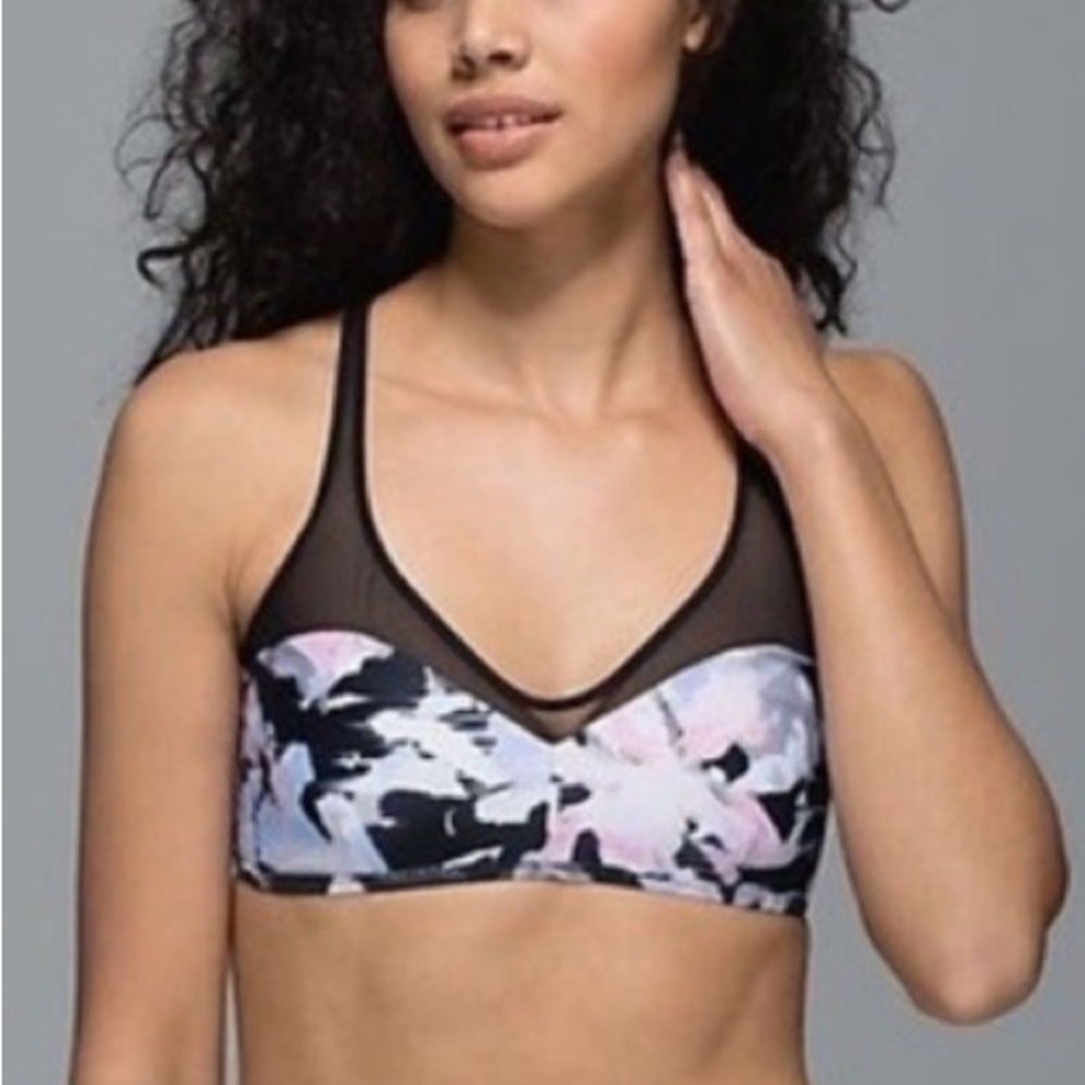 Lululemon Salty Swim Mesh reversible bikini top 8